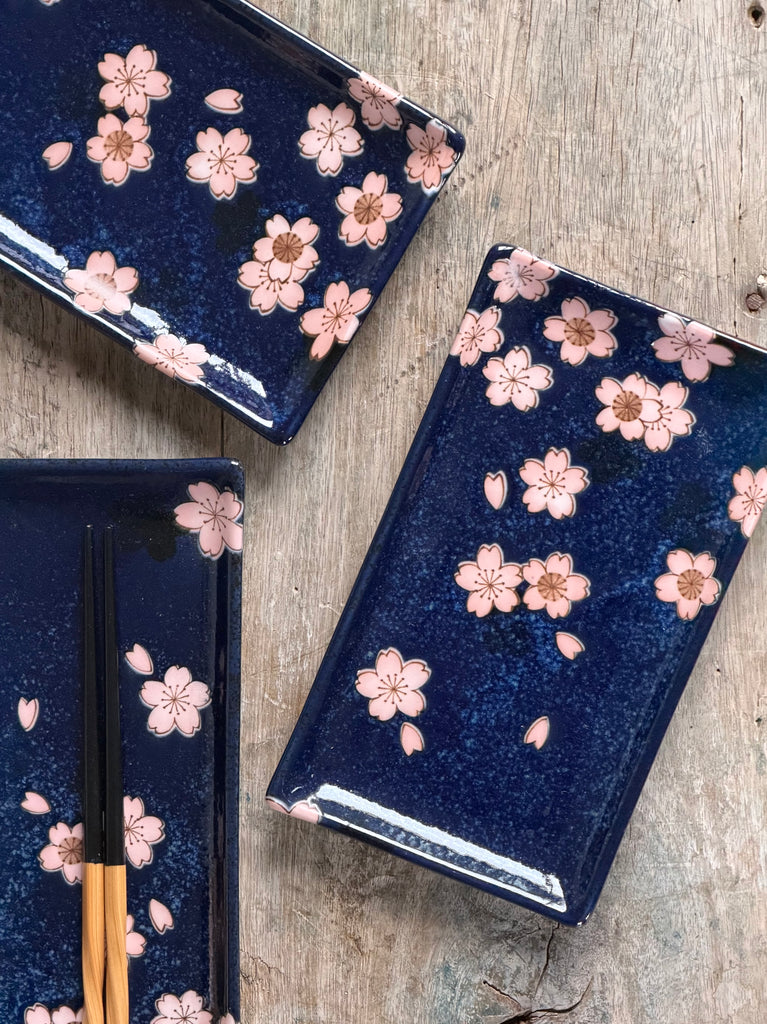 sakura plates