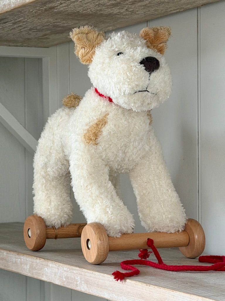 eliot the pull-along terrier