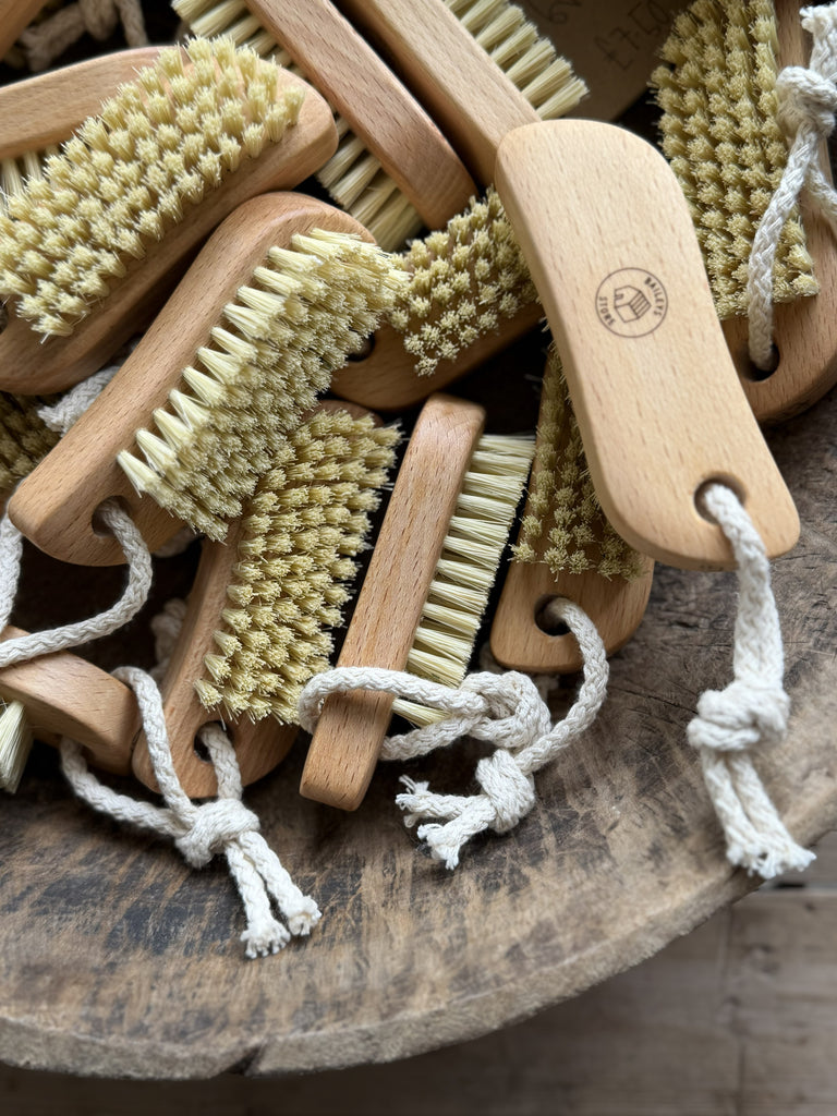 nail brushes