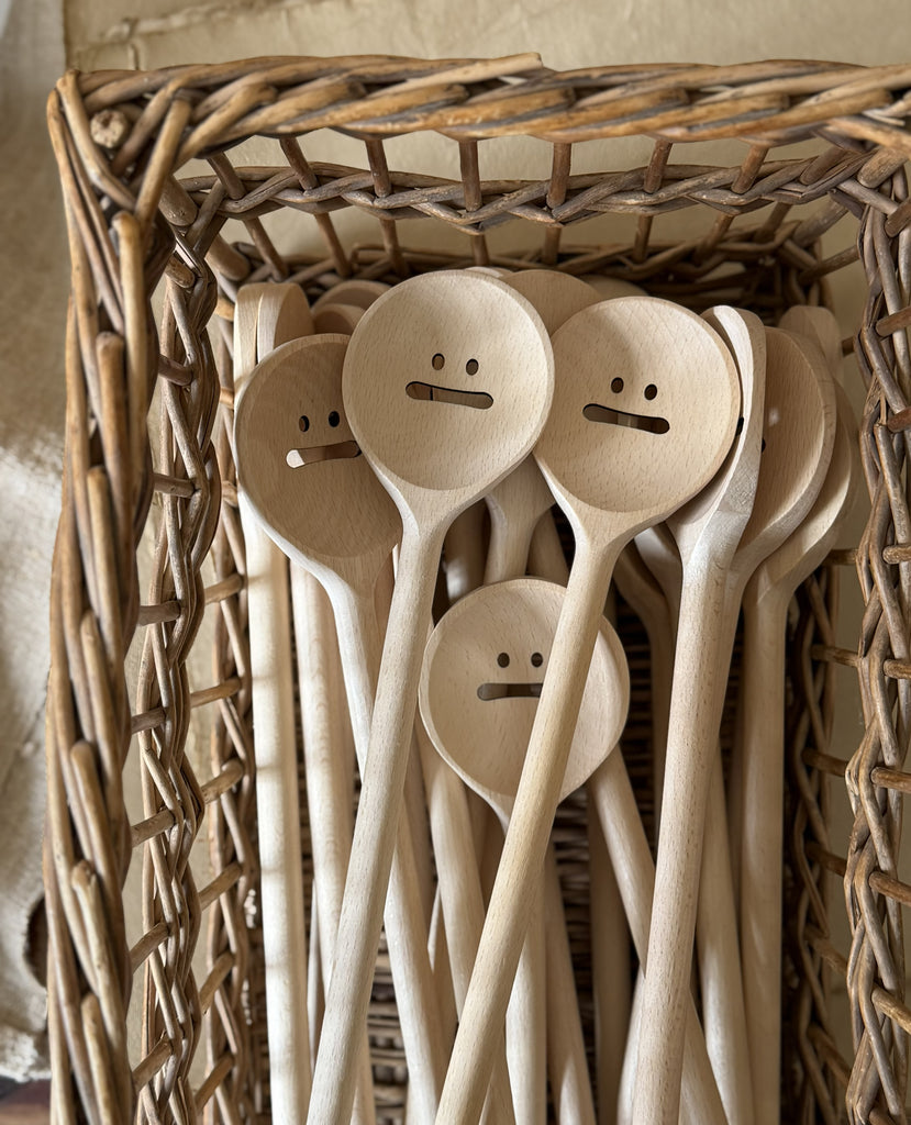 grimacing spoon