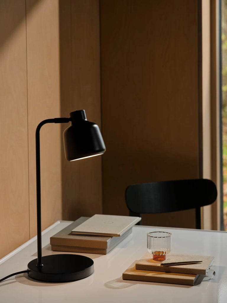 logan table lamp