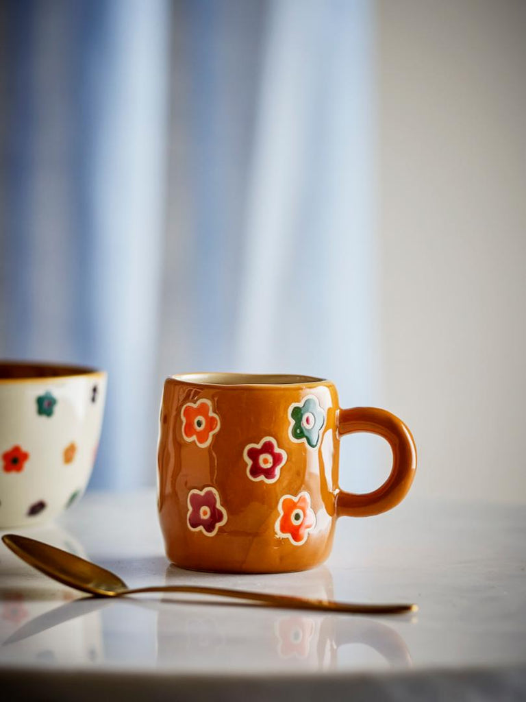 dainty flower mugs – Baileys