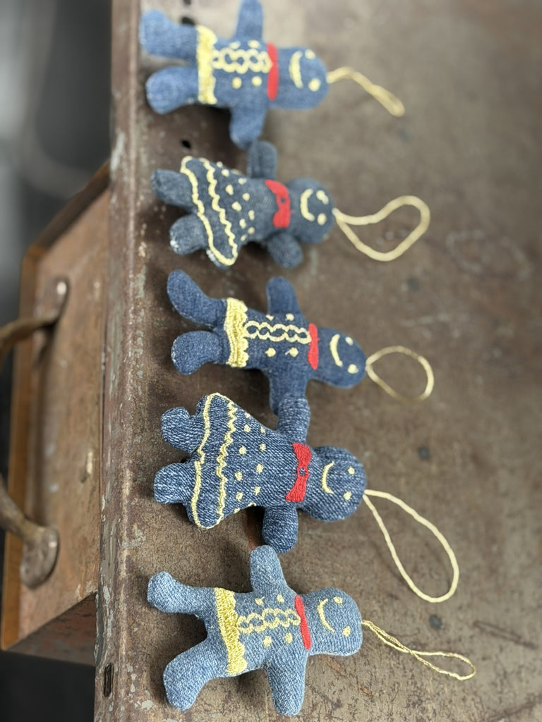 denim gingerbread