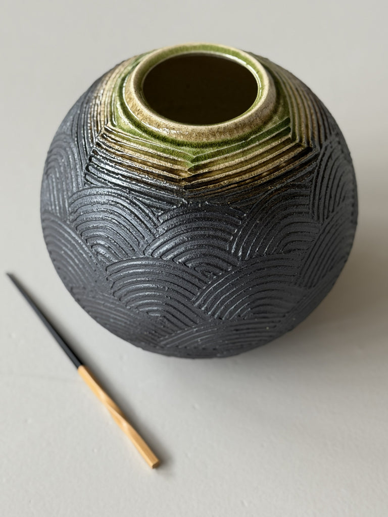 japanese moon jar