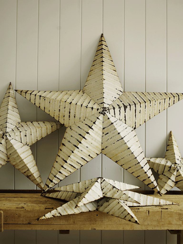 recycled tin stars